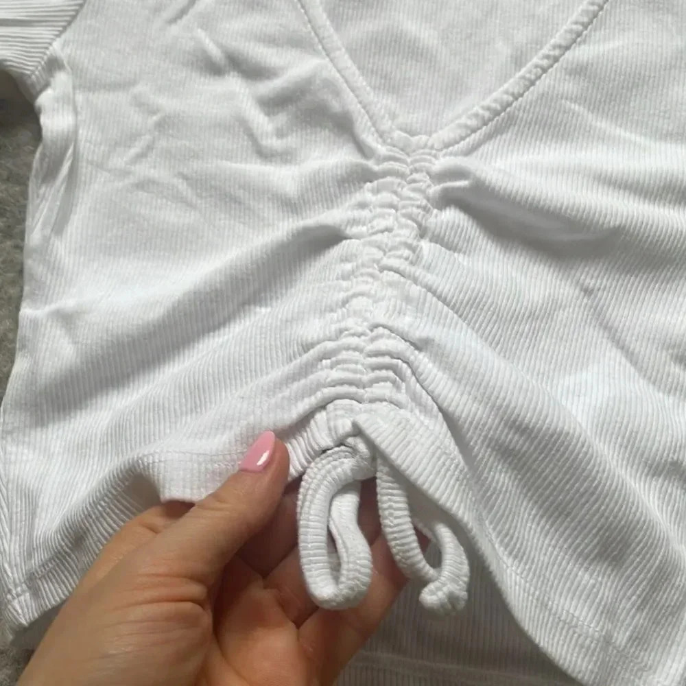 🔥4/$20 Zara Ribbed Cropped T Shirt - Picture 7 of 9